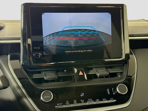 Used 2024 Toyota Corolla LE FWD image 22