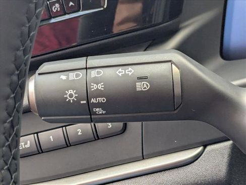 Used 2025 Lexus RZ 300e w/ Accessory Package (Z1) FWD image 11