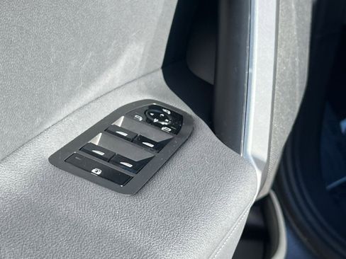 New 2026 BMW iX xDrive45 w/ M Sport Package image 16