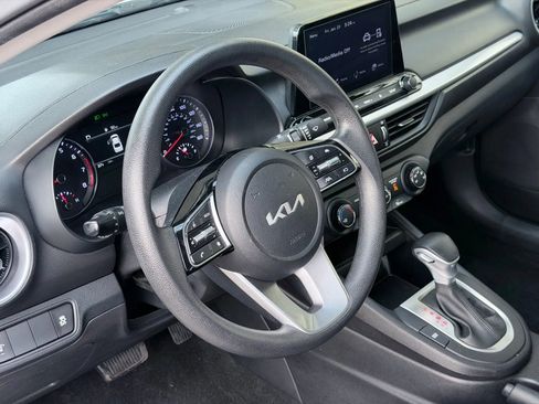 Used 2024 Kia Forte LXS image 47