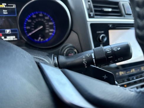 Used 2019 Subaru Outback 2.5i Limited w/ Protection Package #1 image 21