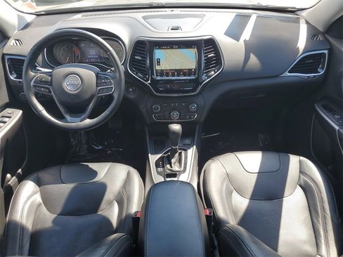 Used 2019 Jeep Cherokee Limited image 10