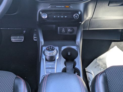 Used 2024 Ford Escape ST-Line w/ Tech Pack #1 FWD image 18