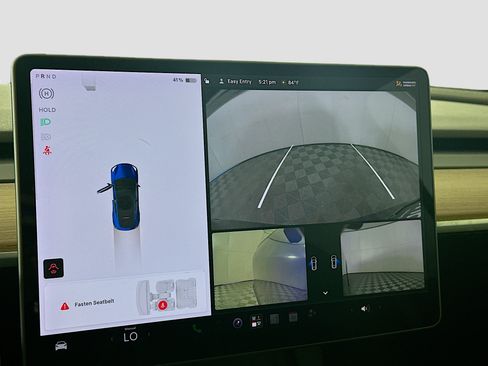 Used 2021 Tesla Model Y Long Range AWD/4WD image 21