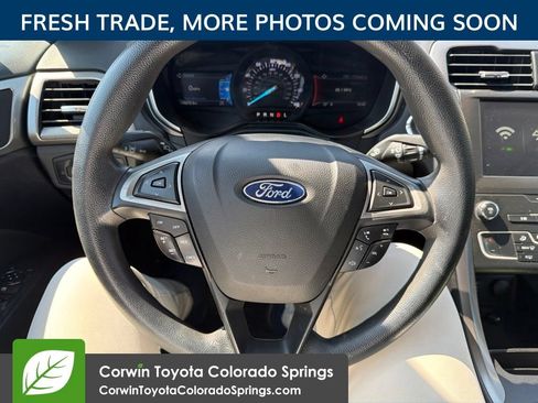 Used 2020 Ford Fusion SE FWD image 8