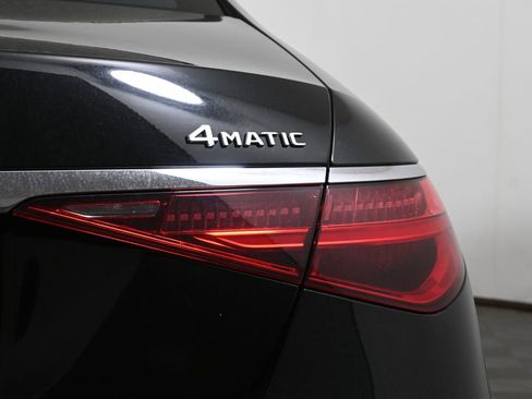 Used 2022 Mercedes-Benz S 500 4MATIC image 13