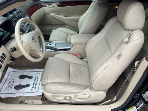 Used 2004 Toyota Solara SLE image 5