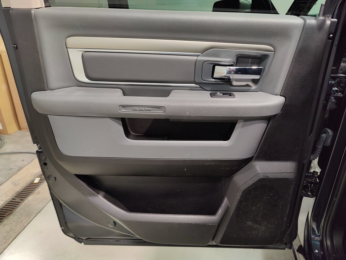 Used 2018 RAM 1500 Big Horn AWD/4WD image 48