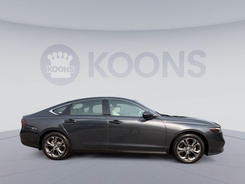 Used 2023 Honda Accord EX image 8