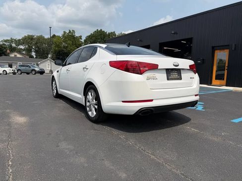 Used 2013 Kia Optima EX w/ Premium Pkg FWD image 2