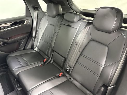 New 2026 Porsche Cayenne GTS image 22