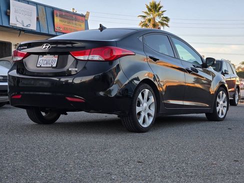 Used 2012 Hyundai Elantra Limited w/ Technology Pkg 5 FWD image 11