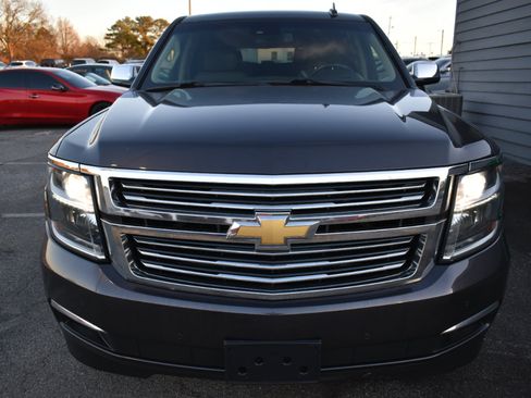 Used 2015 Chevrolet Suburban LTZ image 3