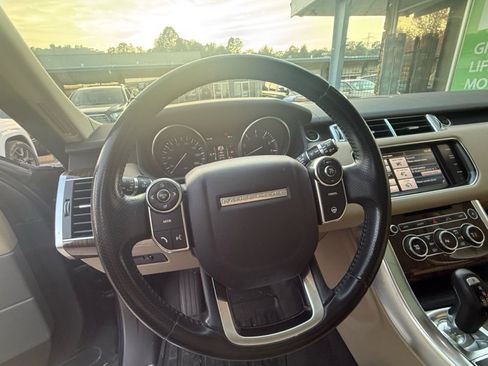 Used 2015 Land Rover Range Rover Sport HSE image 15