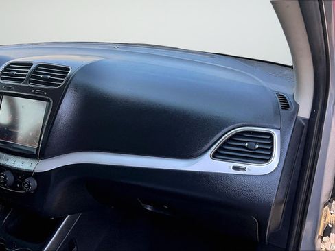 Used 2015 Dodge Journey SXT w/ Flexible Seating Group FWD image 14