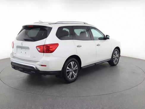 Used 2020 Nissan Pathfinder S image 7