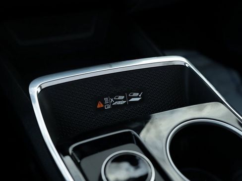 New 2026 Chevrolet Equinox LT w/ Convenience Package II image 19