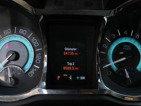 Used 2013 Buick LaCrosse Touring FWD image 32