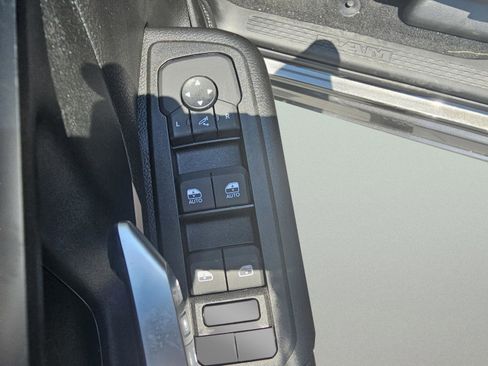 Used 2025 RAM 1500 Big Horn image 18