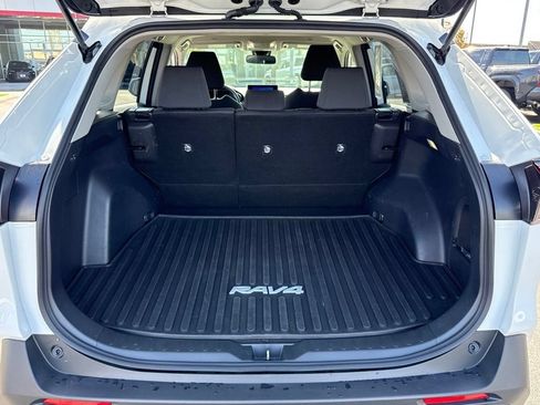 Certified 2025 Toyota RAV4 XLE AWD/4WD image 16