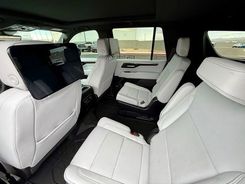 New 2026 Chevrolet Tahoe Premier image 24