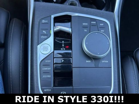 Used 2023 BMW 330i Sedan w/ Driving Assistance Package RWD image 23