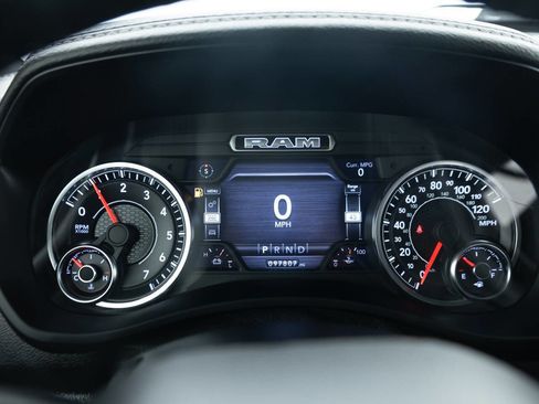 Used 2019 RAM 2500 Laramie w/ Night Edition AWD/4WD image 37