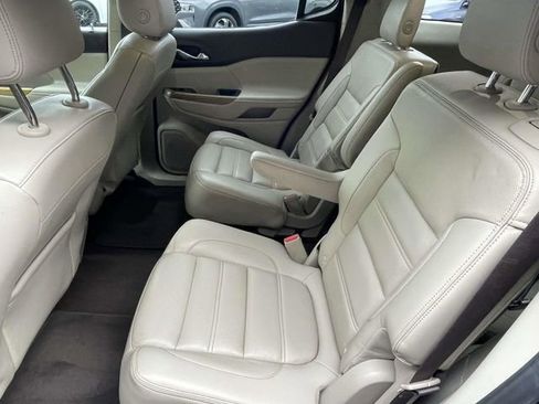 Used 2017 GMC Acadia Denali w/ Technology Package image 12