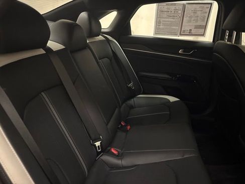 Used 2025 Kia K5 GT-Line FWD image 16