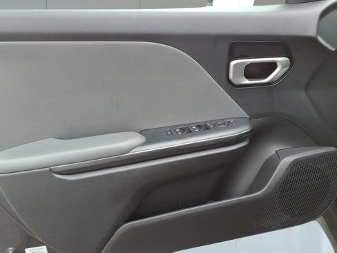 Used 2025 Kia K4 FWD image 14