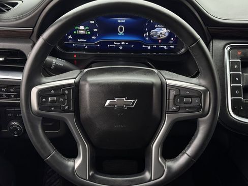 Used 2023 Chevrolet Tahoe Z71 w/ Luxury Package AWD/4WD image 13