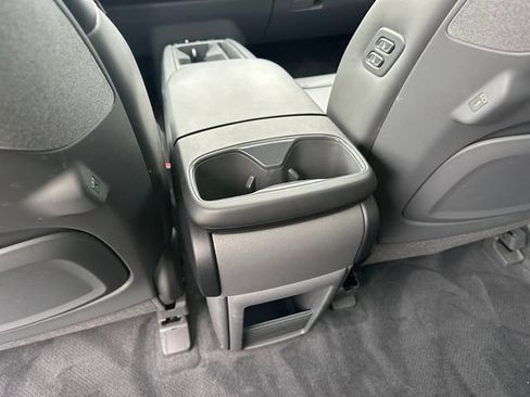Used 2024 Kia EV9 Wind AWD/4WD image 18