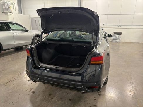 Used 2019 Nissan Altima 2.5 SV image 13