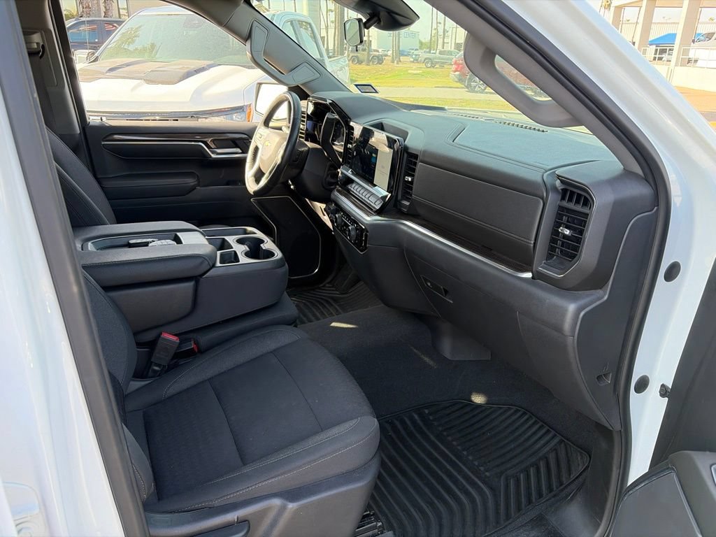 Used 2022 Chevrolet Silverado 1500 LT w/ Texas Edition Plus AWD/4WD image 9