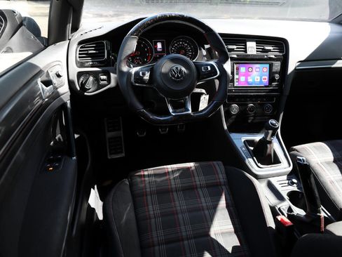 Used 2018 Volkswagen GTI S image 15
