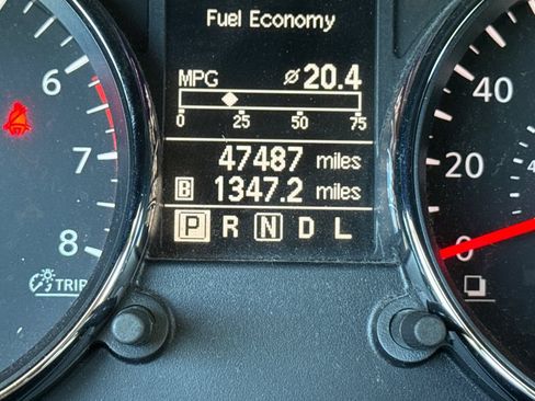 Used 2013 Nissan Rogue S w/ Special Edition Pkg FWD image 40
