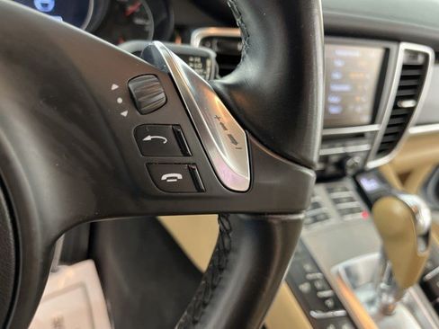 Used 2015 Porsche Panamera w/ Premium Package Plus RWD image 18