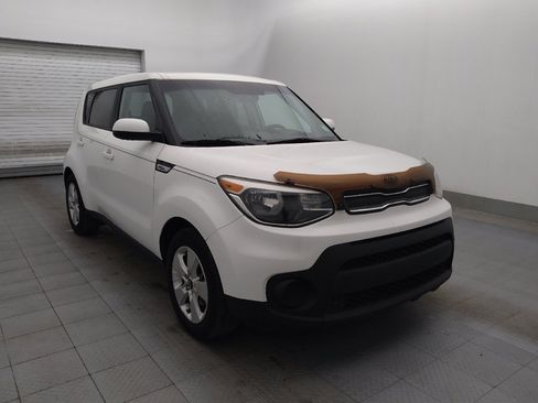 Used 2018 Kia Soul w/ Convenience Package FWD image 13