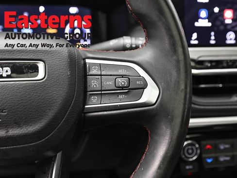 Used 2022 Jeep Compass Trailhawk w/ Trailhawk Elite Group AWD/4WD image 16