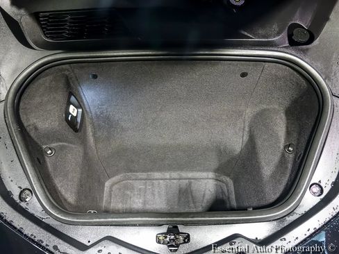 Used 2020 Chevrolet Corvette Stingray Preferred Cpe w/ 2LT Preferred Equipment Group RWD image 28