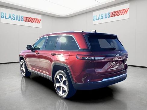 Used 2023 Jeep Grand Cherokee 4WD 4xe image 5