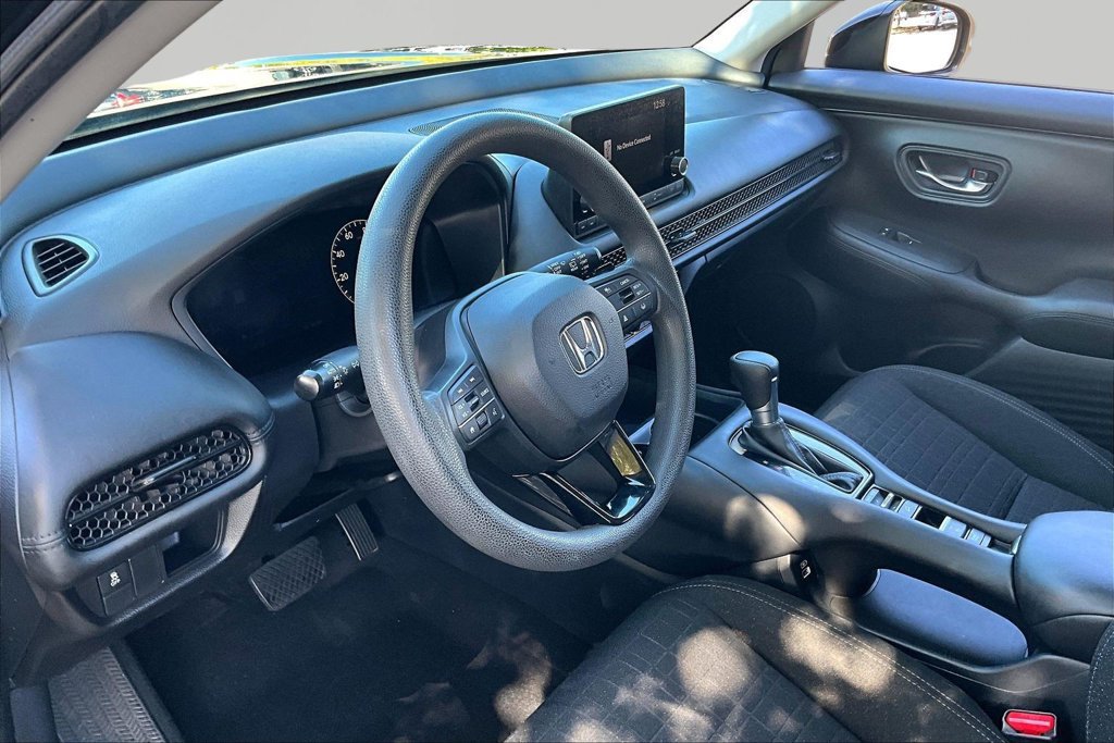 Used 2023 Honda HR-V LX image 12