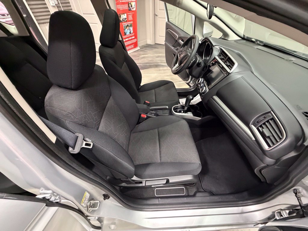 Used 2015 Honda Fit EX image 39