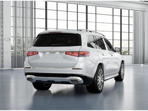 New 2026 Mercedes-Benz Maybach GLS 600 4MATIC image 21