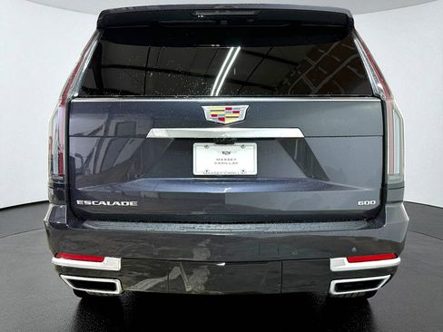 New 2026 Cadillac Escalade ESV Luxury w/ Touring Package image 8