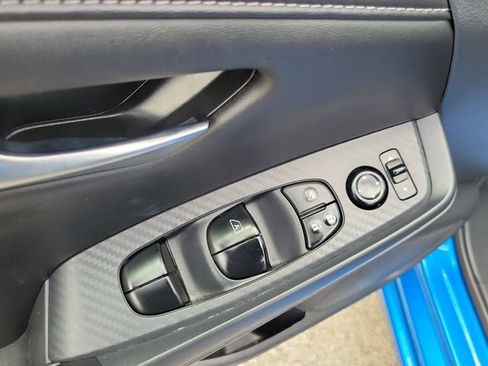 Used 2024 Nissan Sentra SV FWD image 13