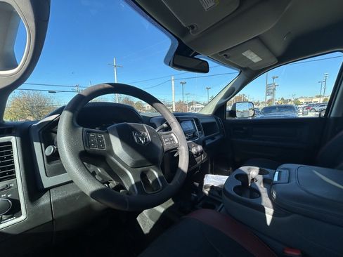 Used 2018 RAM 3500 Tradesman w/ Popular Equipment Group image 14