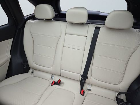 Used 2023 Mercedes-Benz GLC 300 GLC 300 image 13