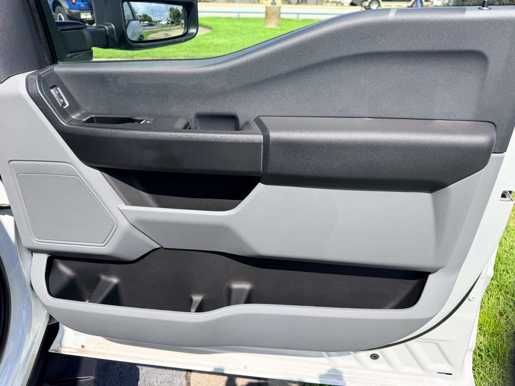New 2025 Ford F350 XL AWD/4WD image 8