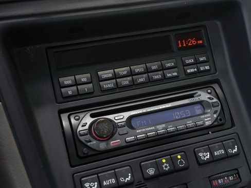 Used 1992 BMW 850i image 16